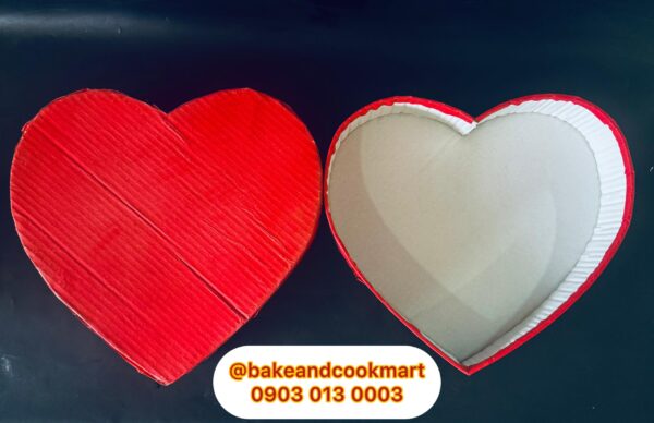 054a507e-0ee4-4b12-8e18-e8bd99c05a06 Red Heart box