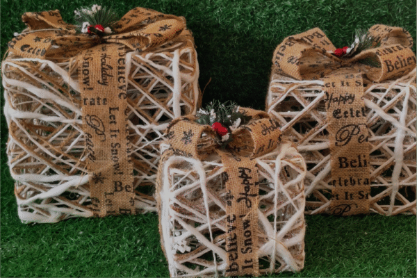 D1 Set of box with light