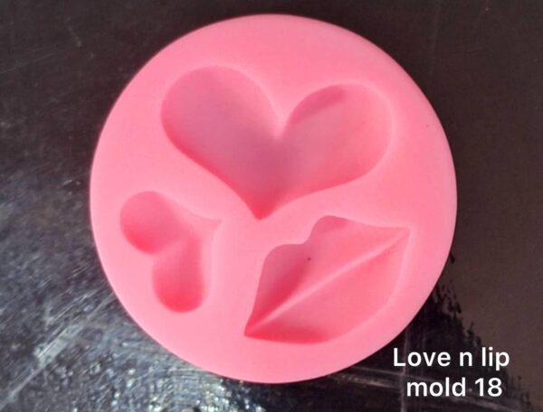Love N lips mold 18
