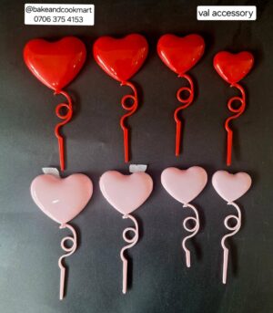 04206eee-7c9a-4d87-a6d5-6a62e33a638f Valentine Plastic heart topper
