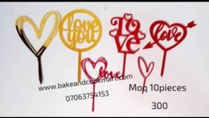 2fd0c7d8-e273-44b9-bd01-4b8de1c96378 Valentine topper