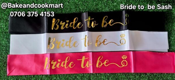 5e934278-eeb0-4250-a728-b7f7b33a6253 Bride to be sash