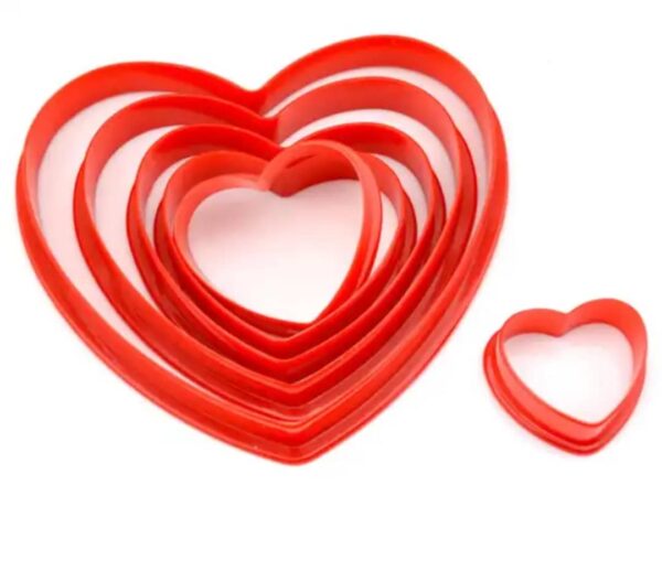 Red heart cutter