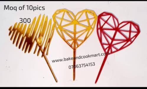 f3f86121-a4ed-4325-94d4-e7020dccab7b Valentine topper