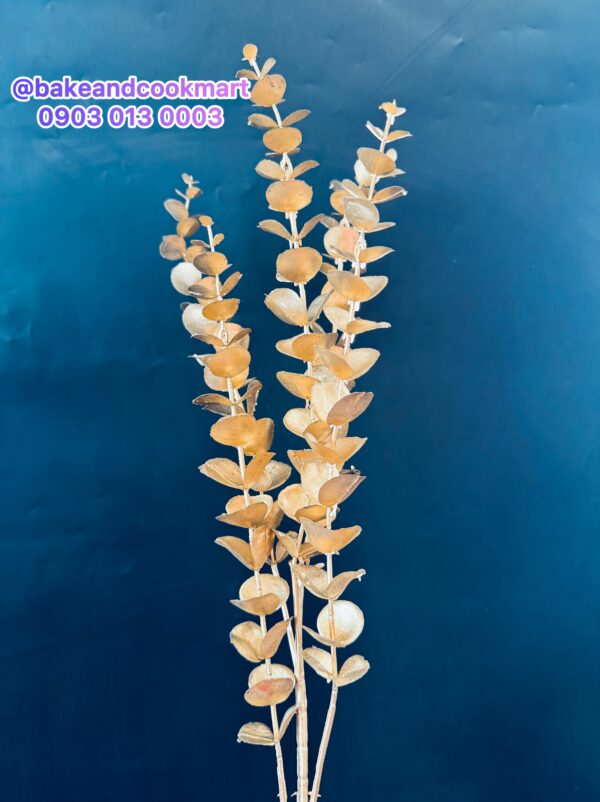 photo-output Gold leaf