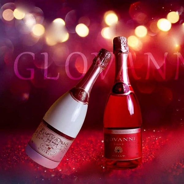 Giovanni rose wine